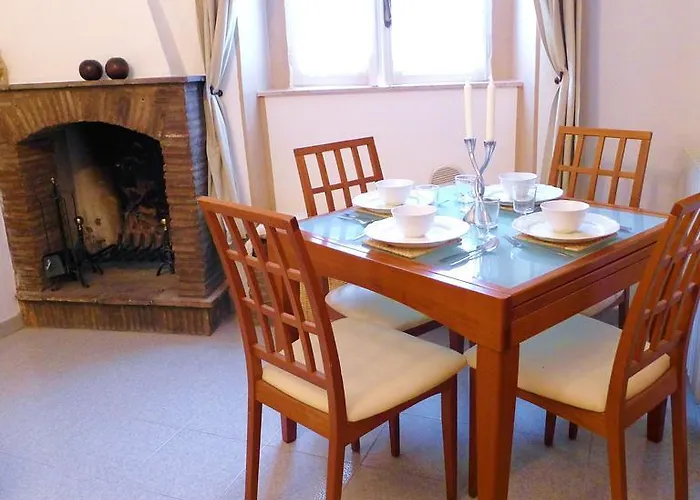 Casa In Piazza * ואסטו